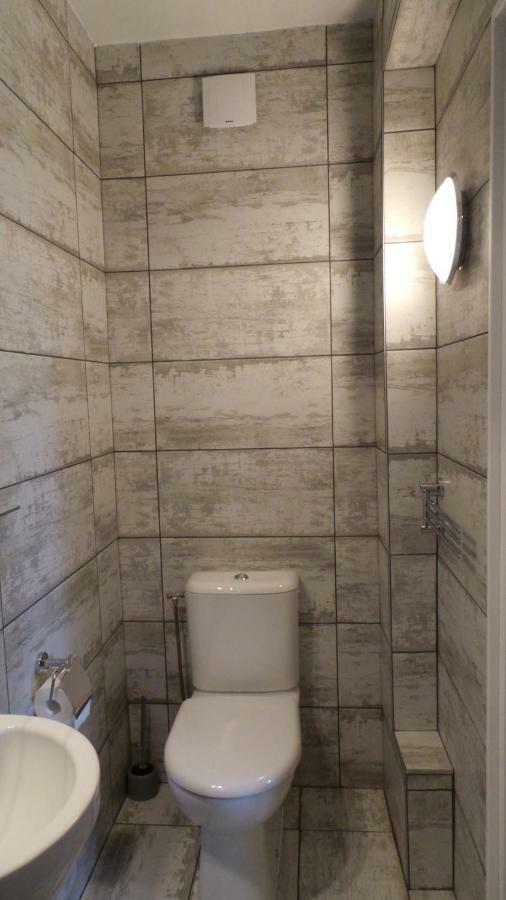 Number9 - Now With Air Conditioned Rooms Carlipa Esterno foto